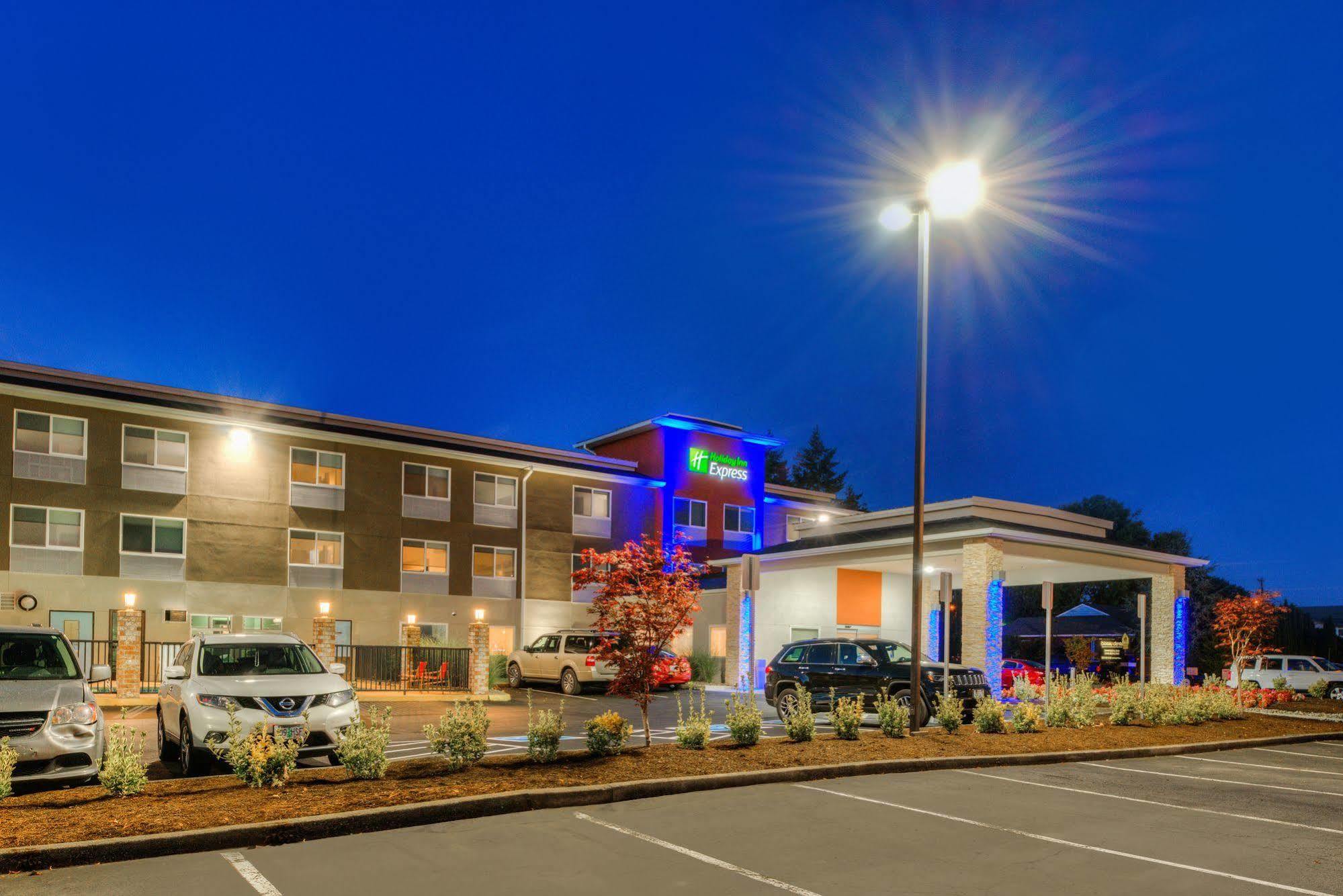 Holiday Inn Express Newberg - Wine Country By Ihg Eksteriør billede